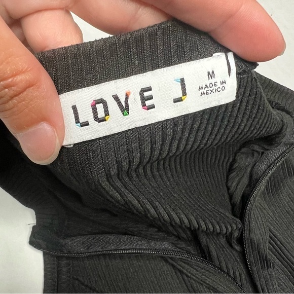 Love j zipper crop tank top black size medium - Picture 3 of 7